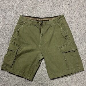 Boy Scouts of America Green Cargo Shorts size 32